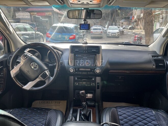 Toyota Land Cruiser Prado 2010, 220,000 km - 2.7 л - Bakı