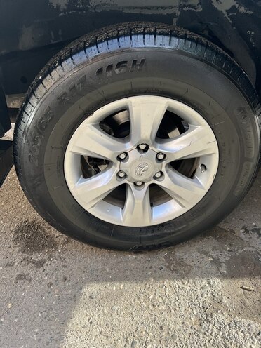 Toyota Land Cruiser Prado 2010, 220,000 km - 2.7 л - Bakı