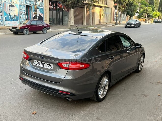 Ford Fusion (North America)-5