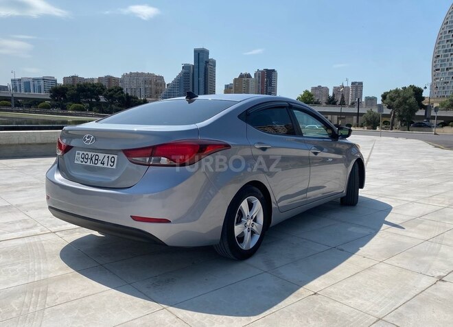 Hyundai Elantra 2015, 194,000 km - 1.8 l - Bakı