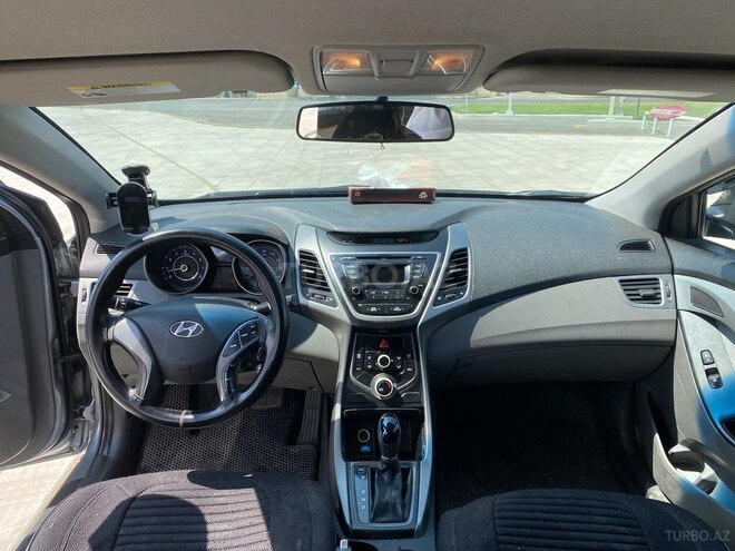 Hyundai Elantra 2015, 194,000 km - 1.8 l - Bakı