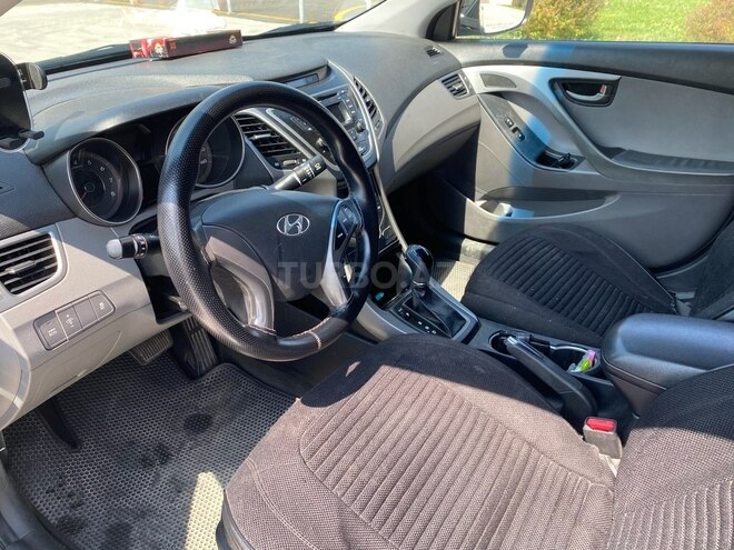 Hyundai Elantra 2015, 194,000 km - 1.8 l - Bakı