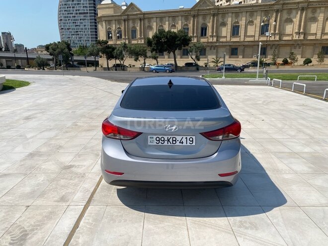 Hyundai Elantra 2015, 194,000 km - 1.8 l - Bakı