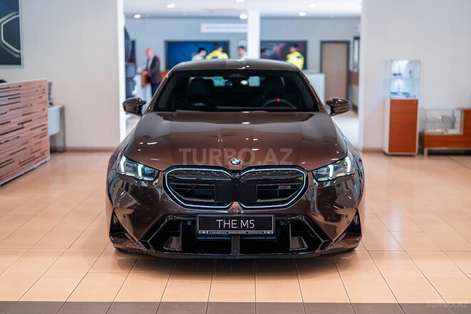 BMW M5-4