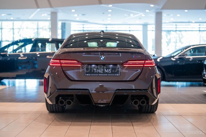 BMW M5-3