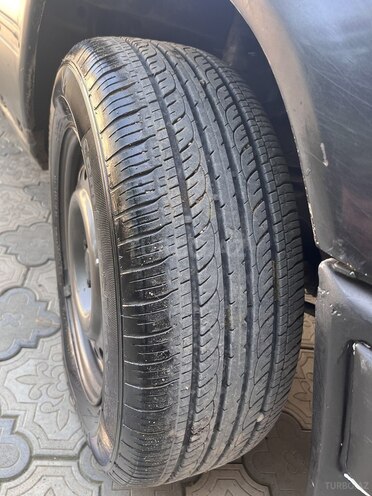 Mercedes E 250 1987, 276,000 km - 2.5 l - Qazax