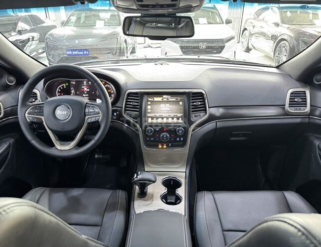 Jeep Grand Cherokee-8