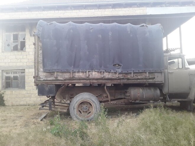ZIL 130 1984, 84,000 km - 4.5 l - Yevlax
