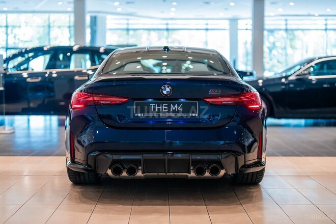 BMW M4-3