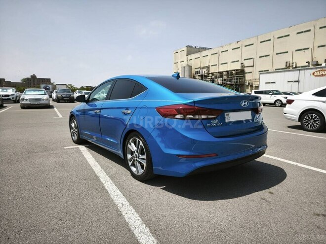 Hyundai Elantra 2016, 77,500 km - 2.0 l - Bakı