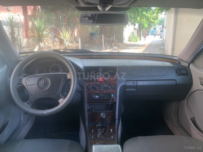 Mercedes C 230 1999, 229,000 km - 2.3 l - Bakı