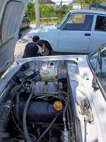 LADA (VAZ) 2107 2008, 15,000 km - 1.6 л - Ucar