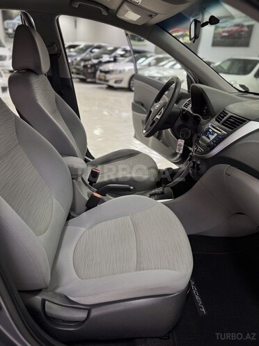 Hyundai Accent 2018, 126,450 km - 1.6 l - Sumqayıt