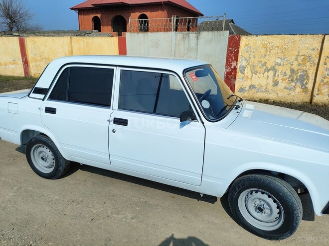 LADA (VAZ) 2107 2009, 65,432 km - 1.6 л - Astara