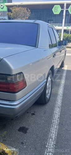 Mercedes E 220 1994, 400,000 km - 2.2 l - Bakı