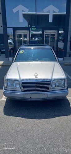 Mercedes E 220 1994, 400,000 km - 2.2 l - Bakı