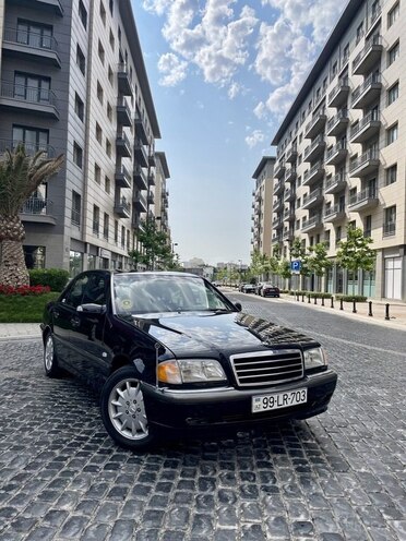 Mercedes C 240 2000, 328,456 km - 2.4 l - Bakı