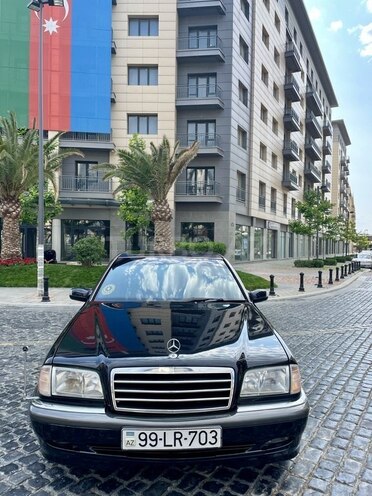 Mercedes C 240 2000, 328,456 km - 2.4 l - Bakı