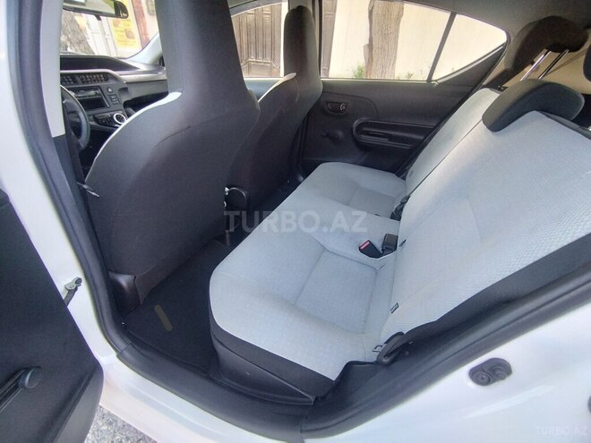 Toyota Aqua 2019, 93,000 km - 1.5 l - Bakı