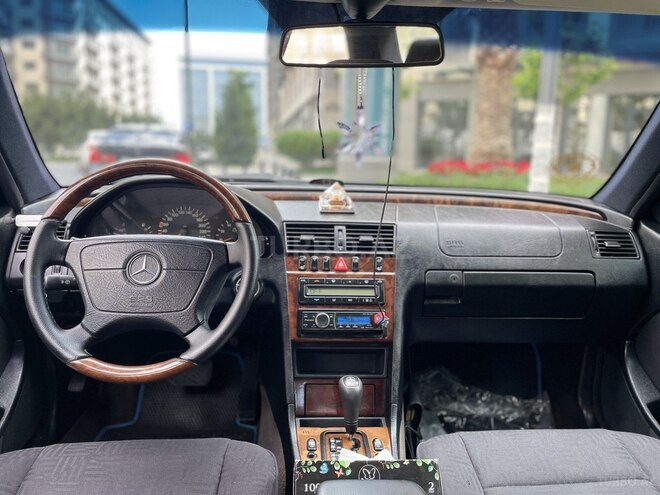 Mercedes C 240 2000, 328,456 km - 2.4 l - Bakı