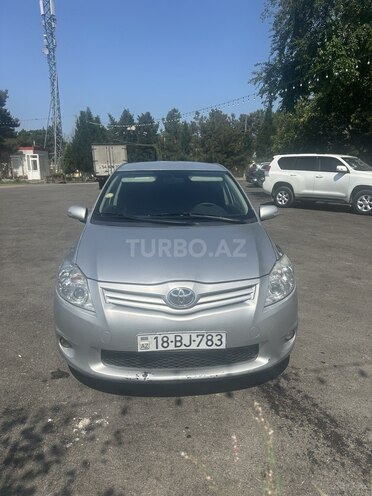 Toyota Auris 2010, 364,689 km - 1.4 l - Şirvan