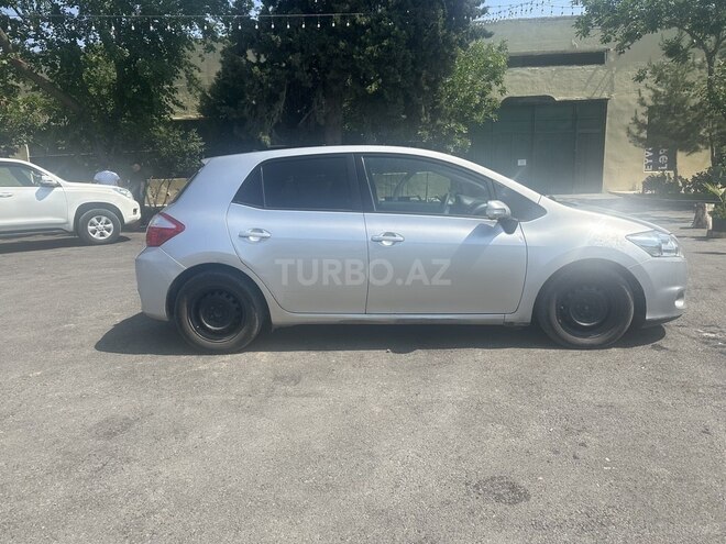 Toyota Auris 2010, 364,689 km - 1.4 l - Şirvan
