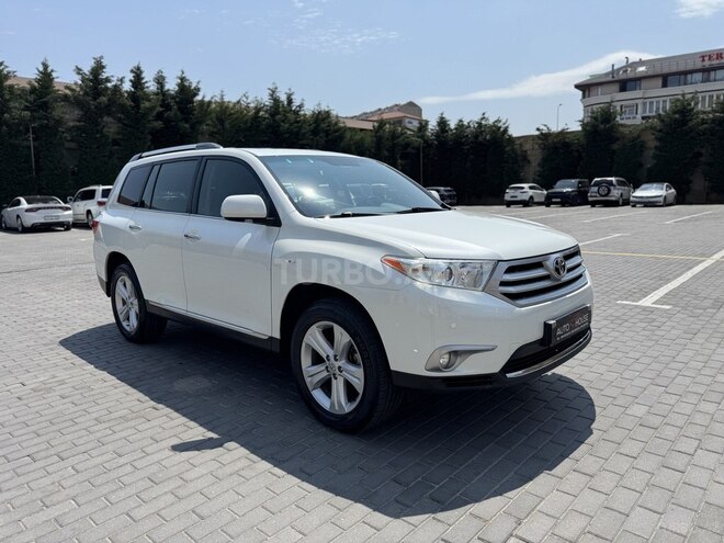 Toyota Highlander-3
