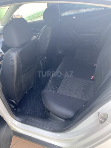 Volkswagen Passat 2006, 310,000 km - 2.0 л - Sumqayıt