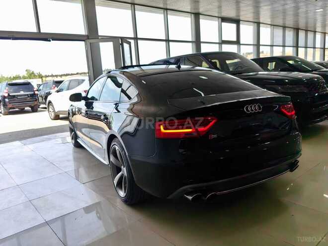 Audi A5-13