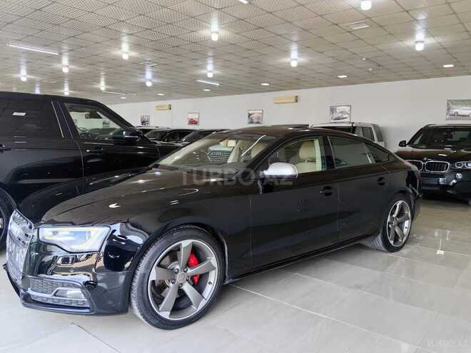 Audi A5-5