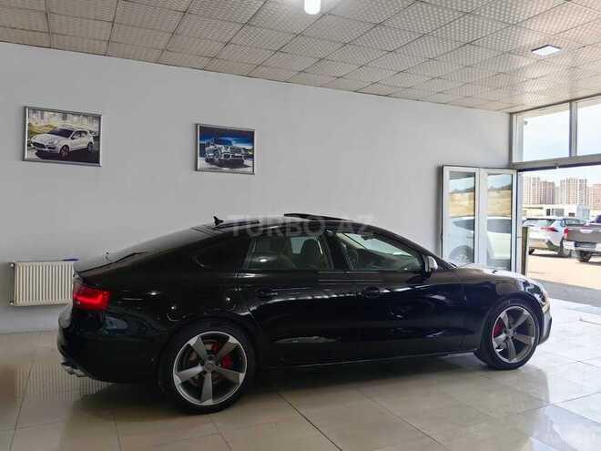 Audi A5-12