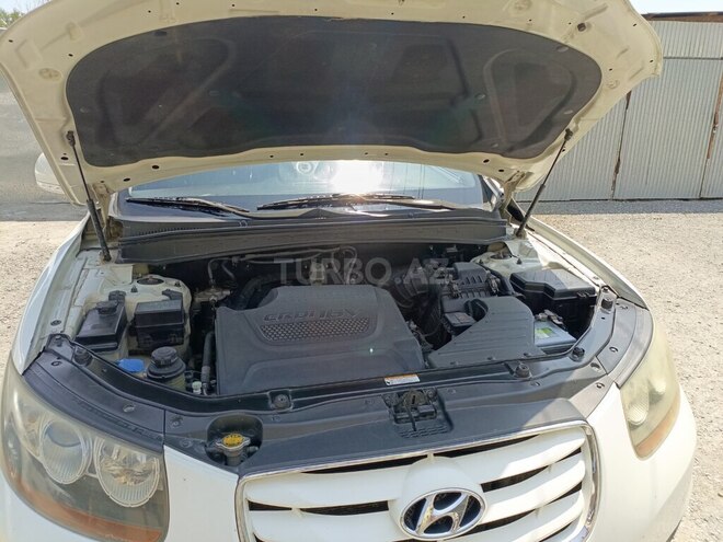 Hyundai Santa Fe 2010, 297,500 km - 2.0 l - Ucar