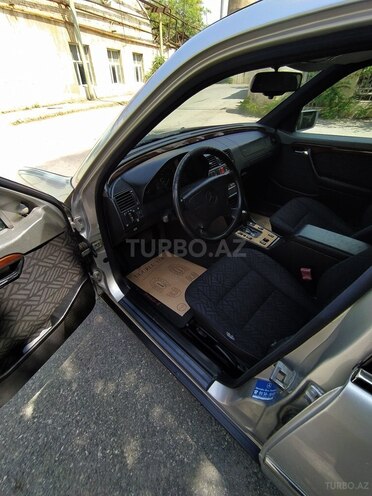 Mercedes C 200 1995, 292,962 km - 2.0 l - Bakı