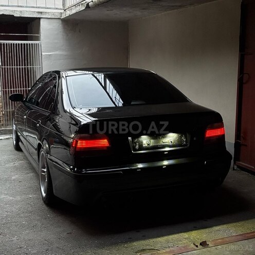 BMW 530 2000, 320,000 km - 3.0 l - Şəki