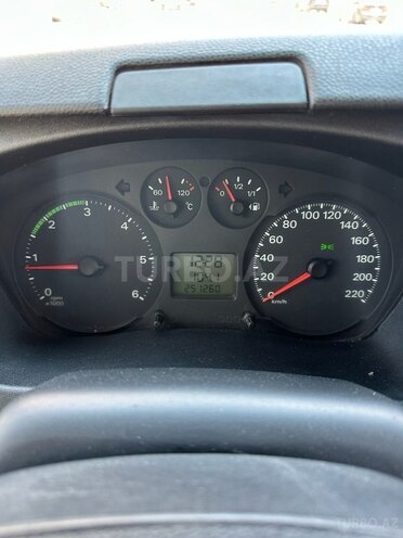 Ford Transit-21