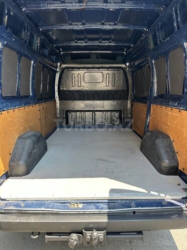 Ford Transit-7