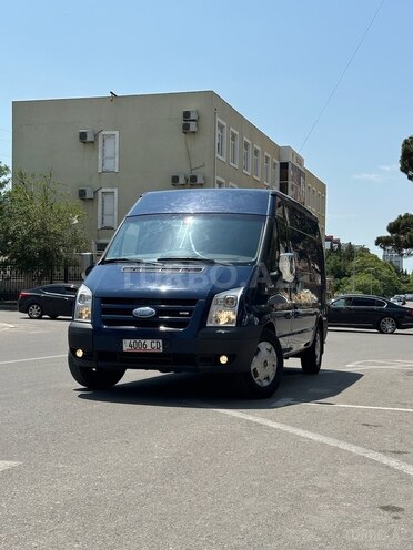 Ford Transit-1