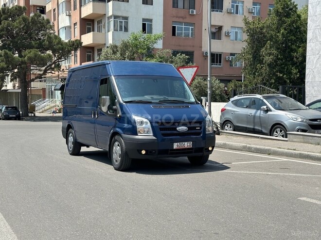 Ford Transit-2