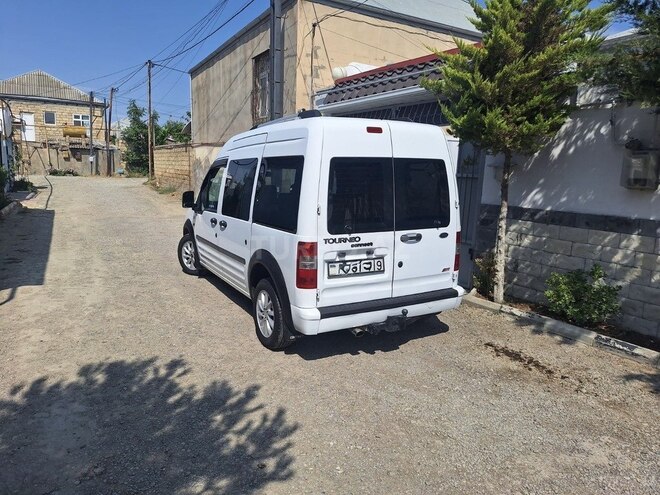 Ford Tourneo Connect 2009, 373,450 km - 1.8 л - Bakı