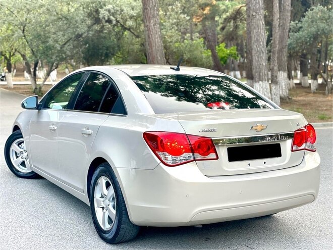 Chevrolet Cruze 2011, 256,266 km - 1.4 l - Bakı