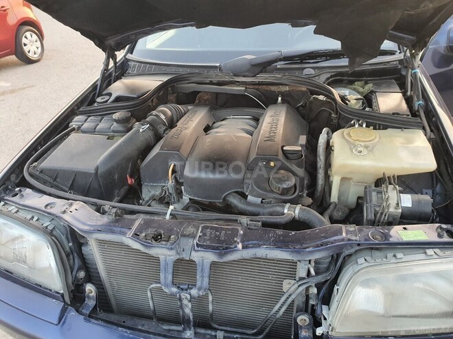 Mercedes C 240 1999, 390,000 km - 2.4 л - Bakı