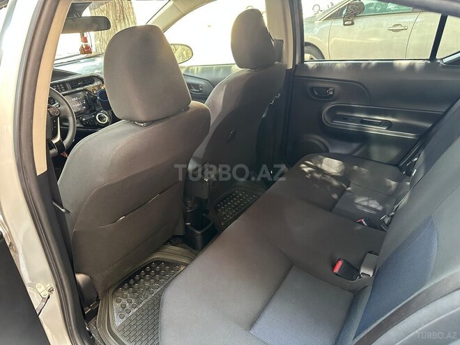 Toyota Aqua 2018, 57,000 km - 1.5 l - Bakı