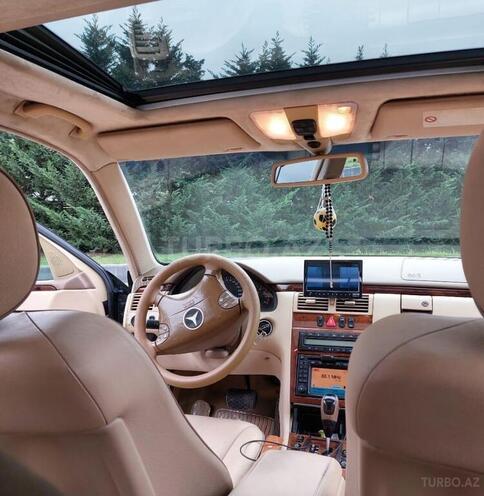 Mercedes E 200 2001, 309,000 km - 2.0 l - Qusar