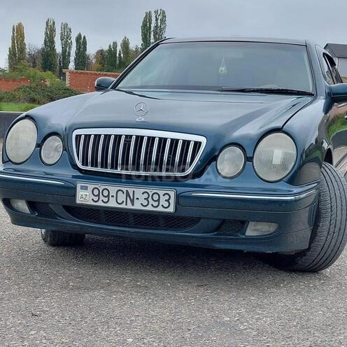 Mercedes E 200 2001, 309,000 km - 2.0 l - Qusar