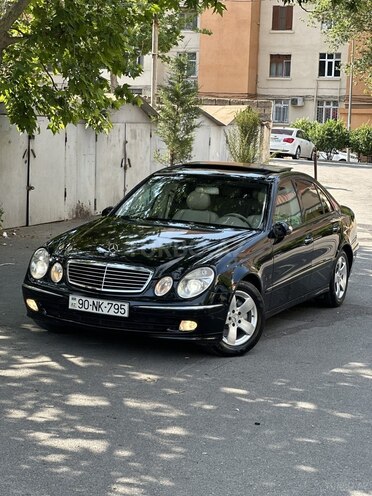 Mercedes E 320 2002, 282,000 km - 3.2 л - Bakı
