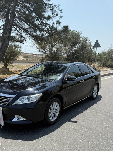 Toyota Camry-3