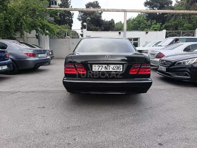 Mercedes E 240 2000, 380,000 km - 2.6 л - Bakı