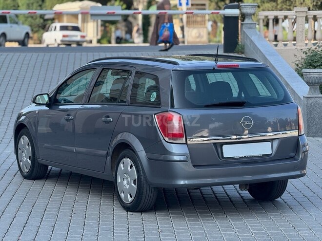 Opel Astra 2006, 220,000 km - 1.4 l - Gəncə
