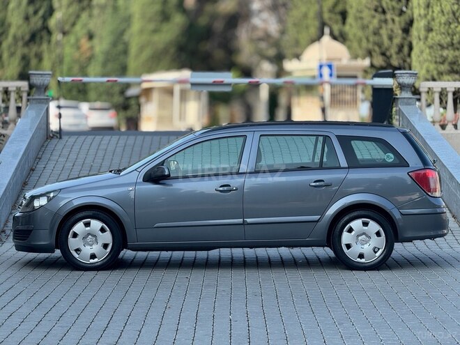 Opel Astra 2006, 220,000 km - 1.4 l - Gəncə