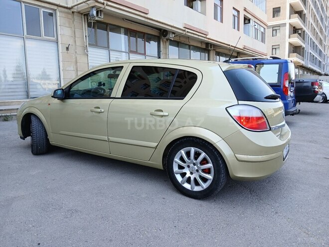 Opel Astra 2004, 192,000 km - 1.4 l - Bakı